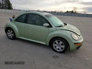 2007 Volkswagen New Beetle Coupe with VIN 3VWRW31CX7M505161, listed as a Copart auction lot 41403435 with 74,310 mi miles and Salvage Title. Bid and sale history available at carsss.com. Image 4.