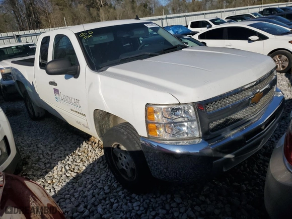 2013 Chevrolet Silverado 1500 LT with VIN 1GCRCSEA5DZ366808, listed as a Copart auction lot 45939615 with 308,492 mi miles and Clean Title. Bid and sale history available at carsss.com. Image 4.