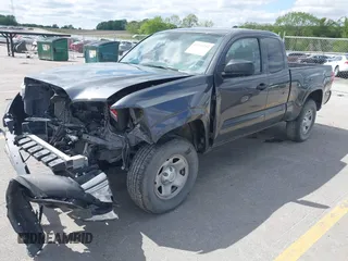 2019 Toyota Tacoma SR with VIN 5TFSX5EN4KX070181, listed as a IAAI auction lot 42318751 with 68,334 mi miles and . Bid and sale history available at DreamBid. Image 17.