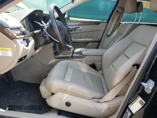2011 Mercedes-Benz E 350 Luxury с VIN WDDHF8HB9BA476126, выставлен на аукционе Copart как лот 59591135 с пробегом 113 368 миль миль и Списание • Salvage title. История ставок и продаж доступна на DreamBid. Изображение 7.
