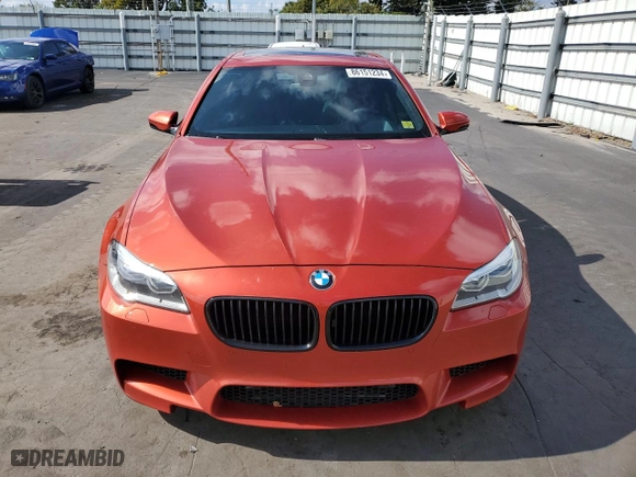 2014 BMW M5 with VIN WBSFV9C58ED097898, listed as a Copart auction lot 86151234 with 60,470 mi miles and Clean Title. Bid and sale history available at carsss.com. Image 5.