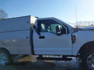 2017 Ford F-250 XLT с VIN 1FTBF2B68HED91160, выставлен на аукционе IAAI как лот 41769830 с пробегом 113 173 миль миль и . История ставок и продаж доступна на DreamBid. Изображение 13.