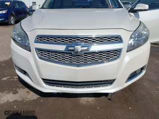 2013 Chevrolet Malibu LTZ with VIN 1G11J5SX2DF337404, listed as a IAAI auction lot 41732337 with 112,276 mi miles. Bid and sale history available at carsss.com. Image 6.