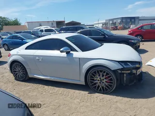 2016 Audi TTS 2.0T z VIN TRUC1AFV5G1030771, wystawiony jako IAAI lot #41940807 z przebiegiem 81 357 mil mil oraz . Historia ofert i sprzedaży dostępna na DreamBid. Obrazek 14.