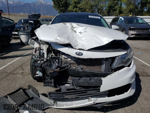 2016 Kia Optima EX with VIN 5XXGU4L38GG032526, listed as a Copart auction lot 49185415 with 135,961 mi miles and Salvage Title. Bid and sale history available at carsss.com. Image 5.
