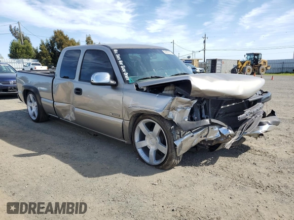 2001 Chevrolet Silverado 1500 LT with VIN 1GCEC19T01Z328774, listed as a Copart auction lot 51870105 with Not Provided miles and Salvage Title. Bid and sale history available at DreamBid. Image 4.