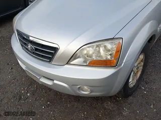 2008 Kia Sorento EX with VIN KNDJC736785782543, listed as a IAAI auction lot 41872596 with 116,815 mi miles. Bid and sale history available at carsss.com. Image 6.