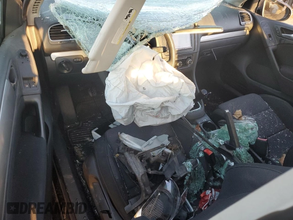 2010 Volkswagen Golf with VIN WVWAB7AJ3AW083114, listed as a Copart auction lot 85438904 with Not provided miles and Salvage title. Bid and sale history available at DreamBid. Image 8.