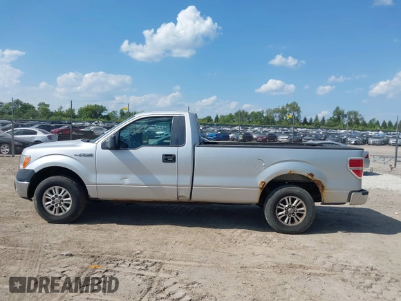 2013 Ford F-150 XL z VIN 1FTPF1CF9DKD22620, wystawiony jako IAAI lot #42660792 z przebiegiem 239 002 mil mil oraz . Historia ofert i sprzedaży dostępna na DreamBid. Obrazek 14.