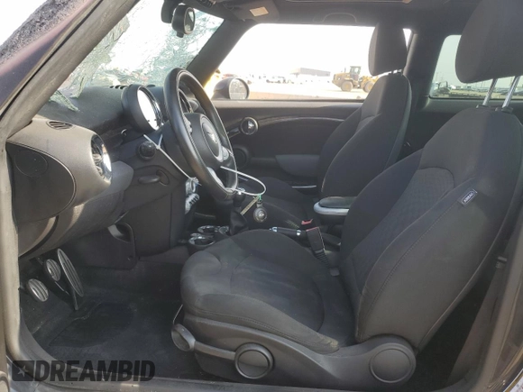 2009 MINI Hardtop S with VIN WMWMF73599TT94509, listed as a Copart auction lot 53495645 with Not provided miles and Salvage title. Bid and sale history available at DreamBid. Image 7.