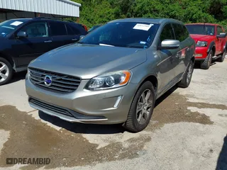2015 Volvo XC60 T6 Drive-E Platinum with VIN YV449MDM8F2664536, listed as a IAAI auction lot 42037988 with 126,550 mi miles. Bid and sale history available at carsss.com. Image 17.