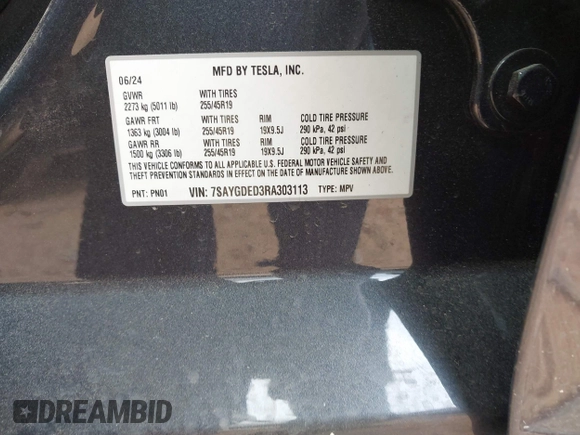 2024 Tesla Model Y with VIN 7SAYGDED3RA303113, listed as a IAAI auction lot 41915760 with 12,917 mi miles and . Bid and sale history available at DreamBid. Image 9.
