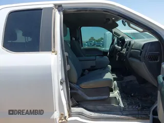 2017 Ford F-250 XLT with VIN 1FT7X2B61HEF18219, listed as a IAAI auction lot 42256823 with 174,381 mi miles and . Bid and sale history available at DreamBid. Image 5.