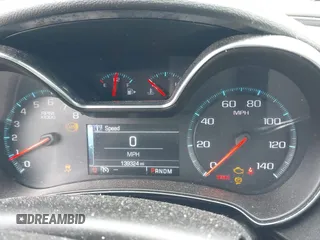 2014 Chevrolet Impala LT z VIN 2G1115SL5E9109324, wystawiony jako IAAI lot #42261530 z przebiegiem 139 324 mil mil oraz . Historia ofert i sprzedaży dostępna na DreamBid. Obrazek 7.