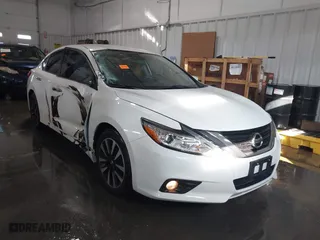 2018 Nissan Altima 2.5 SL with VIN 1N4AL3AP7JC151500, listed as a IAAI auction lot 41330909 with 142,536 mi miles. Bid and sale history available at carsss.com. Image 1.