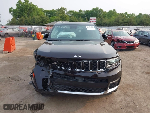 2022 Jeep Grand Cherokee Limited with VIN 1C4RJKBG1N8539066, listed as a IAAI auction lot 42404686 with 32,764 mi miles and . Bid and sale history available at DreamBid. Image 13.