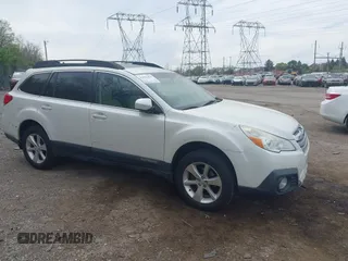 2014 Subaru Outback Limited with VIN 4S4BRBLC5E3223944, listed as a IAAI auction lot 42091879 with 246,628 mi miles and . Bid and sale history available at DreamBid. Image 17.