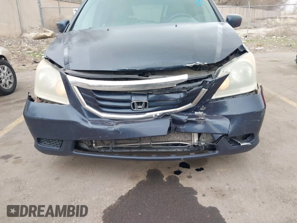 2010 Honda Odyssey EX-L with VIN 5FNRL3H68AB043450, listed as a IAAI auction lot 41912223 with 199,855 mi miles. Bid and sale history available at carsss.com. Image 6.