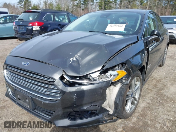 2015 Ford Fusion Energi Titanium with VIN 3FA6P0SU0FR200963, listed as a IAAI auction lot 41897182 with 104,100 mi miles. Bid and sale history available at carsss.com. Image 6.