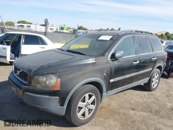 2006 Volvo XC90 2.5L Turbo with VIN YV4CY592461304715, listed as a IAAI auction lot 40384200 with 124,396 mi miles. Bid and sale history available at carsss.com. Image 2.