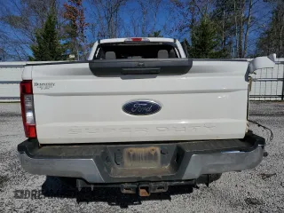 2019 Ford Super Duty F-250 SRW XL with VIN 1FT7W2BT5KEF53359, listed as a Copart auction lot 45205305 with 201,461 mi miles and Salvage Title. Bid and sale history available at carsss.com. Image 6.