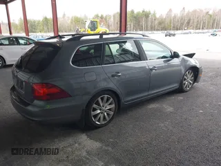2014 Volkswagen Jetta TDI w/Sunroof & Nav с VIN 3VWPL7AJ8EM613037, выставлен на аукционе IAAI как лот 41943616 с пробегом 134 099 миль миль и . История ставок и продаж доступна на DreamBid. Изображение 4.