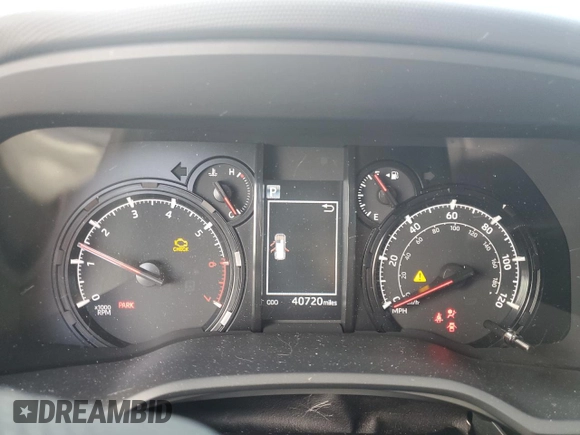 2022 Toyota 4Runner SR5 Premium with VIN JTENU5JR8N6032893, listed as a Copart auction lot 56591825 with 40,720 mi miles and Salvage title. Bid and sale history available at DreamBid. Image 9.