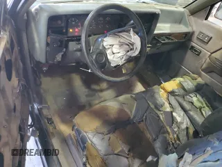 1994 Dodge Dakota z VIN 1B7GL23Y5RW142177, wystawiony jako Copart lot #76364964 z przebiegiem 237 632 mil mil oraz Szkoda całkowita • Salvage title. Historia ofert i sprzedaży dostępna na DreamBid. Obrazek 8.