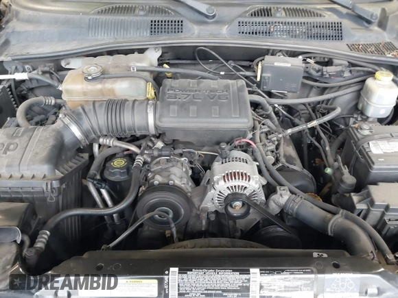 2003 Jeep Liberty Sport with VIN 1J4GL48K53W583860, listed as a IAAI auction lot 41632528 with 162,235 mi miles. Bid and sale history available at carsss.com. Image 10.