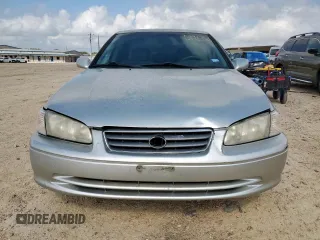 2000 Toyota Camry CE с VIN JT2BG22KXY0391368, выставлен на аукционе Copart как лот 59923575 с пробегом 220 660 миль миль и Списание • Salvage title. История ставок и продаж доступна на DreamBid. Изображение 5.