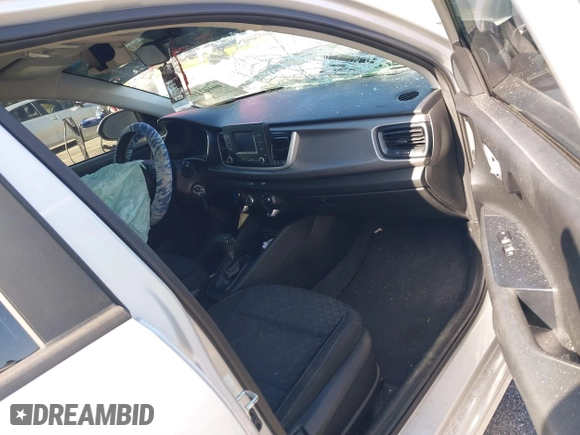 2018 Kia Rio LX with VIN 3KPA24AB0JE054428, listed as a IAAI auction lot 40101162 with 107,857 mi miles. Bid and sale history available at carsss.com. Image 5.
