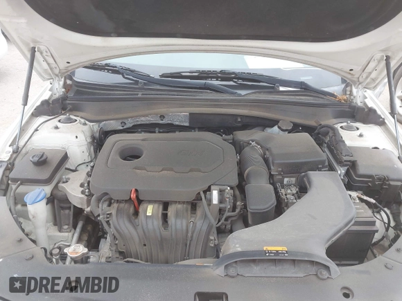 2016 Kia Optima LX with VIN KNAGT4L39G5104726, listed as a IAAI auction lot 40950914 with 128,728 mi miles. Bid and sale history available at carsss.com. Image 10.
