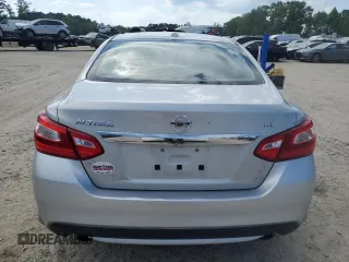 2017 Nissan Altima SR z VIN 1N4AL3AP1HC126537, wystawiony jako Copart lot #56044555 z przebiegiem 125 213 mil mil oraz Czysty tytuł • Clean title. Historia ofert i sprzedaży dostępna na DreamBid. Obrazek 6.