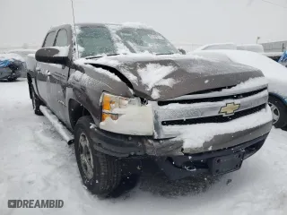 2007 Chevrolet Silverado 1500 LTZ with VIN 2GCEK13M471549848, listed as a Copart auction lot 87449874 with 200,193 mi miles and Salvage Title. Bid and sale history available at carsss.com. Image 4.