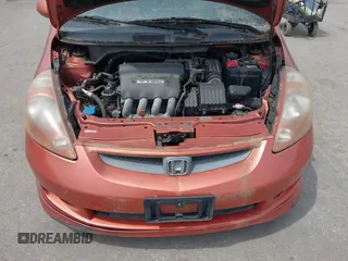 2007 Honda Fit Sport with VIN JHMGD38687S025450, listed as a IAAI auction lot 42124564 with 207,838 mi miles. Bid and sale history available at carsss.com. Image 10.