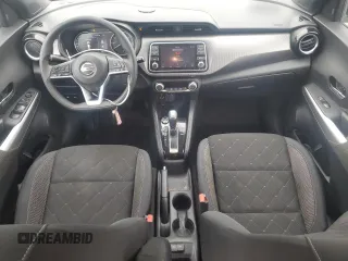 2020 Nissan Kicks SV z VIN 3N1CP5CV1LL505312, wystawiony jako Copart lot #55481395 z przebiegiem 92 437 mil mil oraz Szkoda całkowita • Salvage title. Historia ofert i sprzedaży dostępna na DreamBid. Obrazek 8.