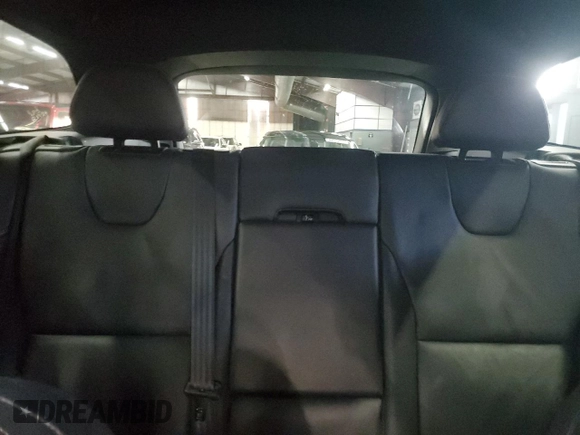2017 Volvo XC60 R-Design with VIN YV449MRS7H2002831, listed as a Copart auction lot 45296735 with 254,888 mi miles and Clean title. Bid and sale history available at DreamBid. Image 10.