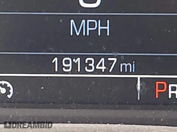 2014 Chevrolet Silverado 1500 LT with VIN 3GCUKREH3EG235137, listed as a IAAI auction lot 42134613 with 191,347 mi miles. Bid and sale history available at carsss.com. Image 15.