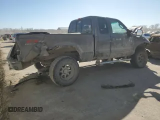 2004 Ford F-250 XL with VIN 1FTNX21L64ED57827, listed as a Copart auction lot 47236535 with Not provided miles and Salvage title. Bid and sale history available at DreamBid. Image 3.