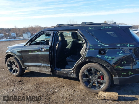 2021 Ford Explorer ST with VIN 1FM5K8GC3MGA38099, listed as a IAAI auction lot 41373517 with 108,347 mi miles. Bid and sale history available at carsss.com. Image 18.