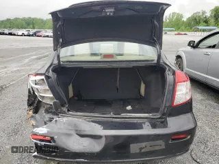 2011 Suzuki SX4 LE z VIN JS2YC5A28B6300625, wystawiony jako Copart lot #54044155 z przebiegiem 179 269 mil mil oraz Szkoda całkowita • Salvage title. Historia ofert i sprzedaży dostępna na DreamBid. Obrazek 6.