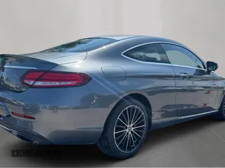2019 Mercedes-Benz C 300 with VIN WDDWJ8EB5KF778820, listed as a Copart auction lot 53748785 with 166,108 mi miles and Clean Title. Bid and sale history available at DreamBid. Image 4.