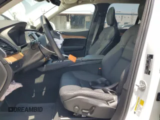 2024 Volvo XC90 Plus Bright Theme with VIN YV4062PE6R1226477, listed as a Copart auction lot 60284535 with 15,057 mi miles and Salvage title. Bid and sale history available at DreamBid. Image 7.