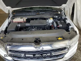 2023 Ram 1500 Big Horn z VIN 1C6RRFBG1PN554291, wystawiony jako Copart lot #59908015 z przebiegiem 23 248 mil mil oraz Czysty tytuł • Clean title. Historia ofert i sprzedaży dostępna na DreamBid. Obrazek 12.