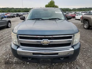 2010 Chevrolet Silverado 1500 LT with VIN 1GCSCSE04AZ118232, listed as a Copart auction lot 65582814 with 262,024 mi miles and Clean Title. Bid and sale history available at DreamBid. Image 5.