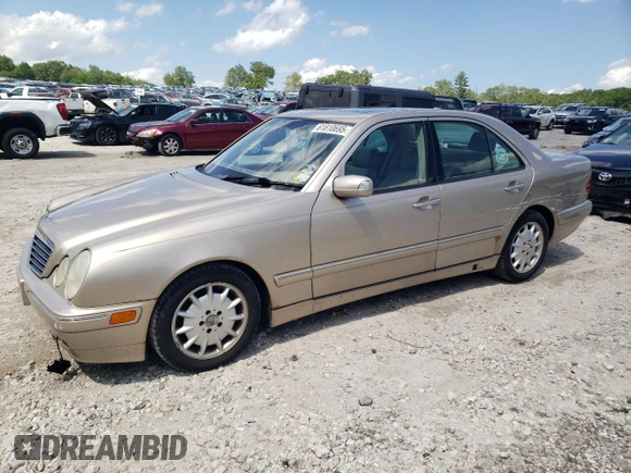 2001 Mercedes-Benz E 320 z VIN WDBJF65J71B372141, wystawiony jako Copart lot #61810695 z przebiegiem 211 131 mil mil oraz Czysty tytuł • Clean title. Historia ofert i sprzedaży dostępna na DreamBid. Obrazek 1.