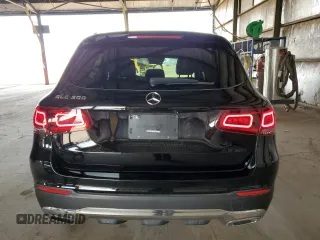 2021 Mercedes-Benz GLC 300 z VIN W1N0G8DB5MV296902, wystawiony jako Copart lot #54167005 z przebiegiem 62 371 mil mil oraz Szkoda całkowita • Salvage title. Historia ofert i sprzedaży dostępna na DreamBid. Obrazek 6.