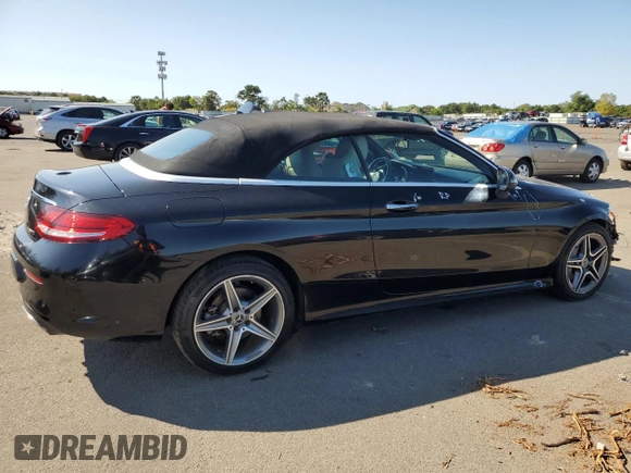 2019 Mercedes-Benz C 300 с VIN WDDWK8EB0KF773750, выставлен на аукционе Copart как лот 69784744 с пробегом 43 377 миль миль и Списание • Salvage title. История ставок и продаж доступна на DreamBid. Изображение 3.