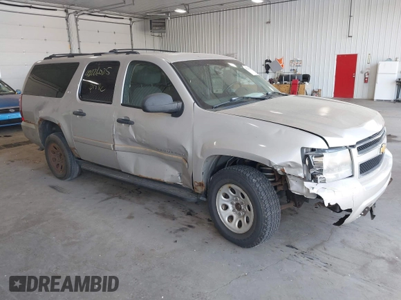 2007 Chevrolet Suburban LT с VIN 1GNFK16377J303817, выставлен на аукционе IAAI как лот 42226025 с пробегом 233 167 миль миль и . История ставок и продаж доступна на DreamBid. Изображение 1.