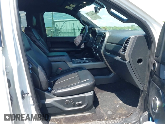 2019 Ford Expedition XLT z VIN 1FMJU1HT1KEA85882, wystawiony jako IAAI lot #42127179 z przebiegiem 110 173 mil mil oraz . Historia ofert i sprzedaży dostępna na DreamBid. Obrazek 5.